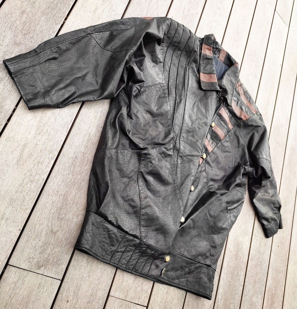 Oversized 80s Giorgio Armani, genuine leather Trench coat