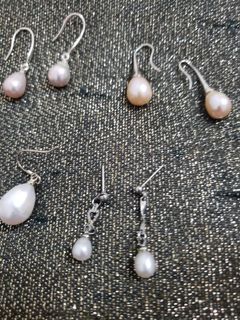Pearl (Real fresh water pearls)Earrings and Pearl necklace set.