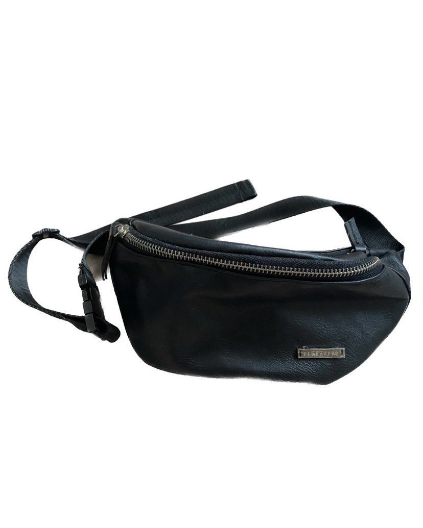 Penshoppe Black Beltbag