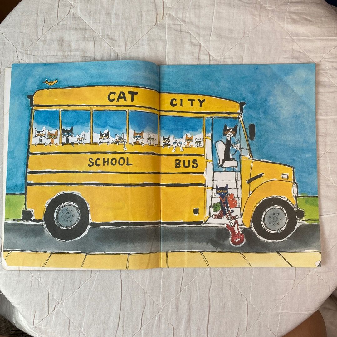 Pete the Cat Rocking in My School Shoes, Hobbies & Toys, Books