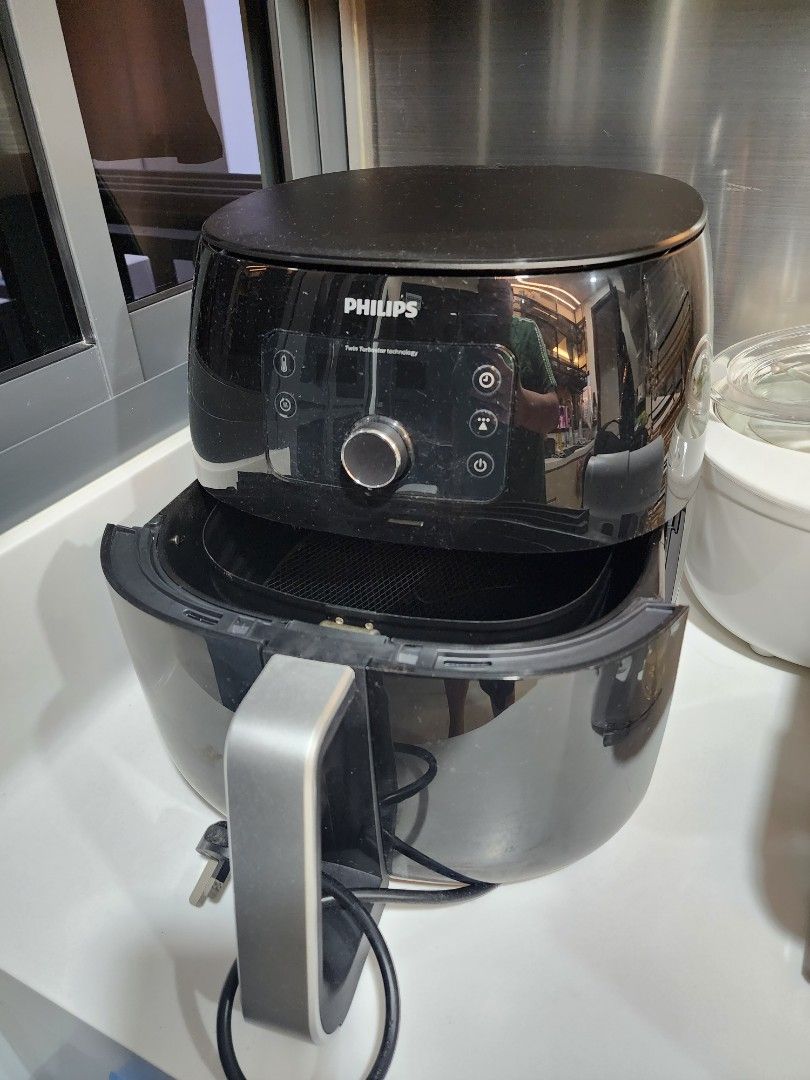 Philip Air Fryer, TV & Home Appliances, Kitchen Appliances, Fryers on