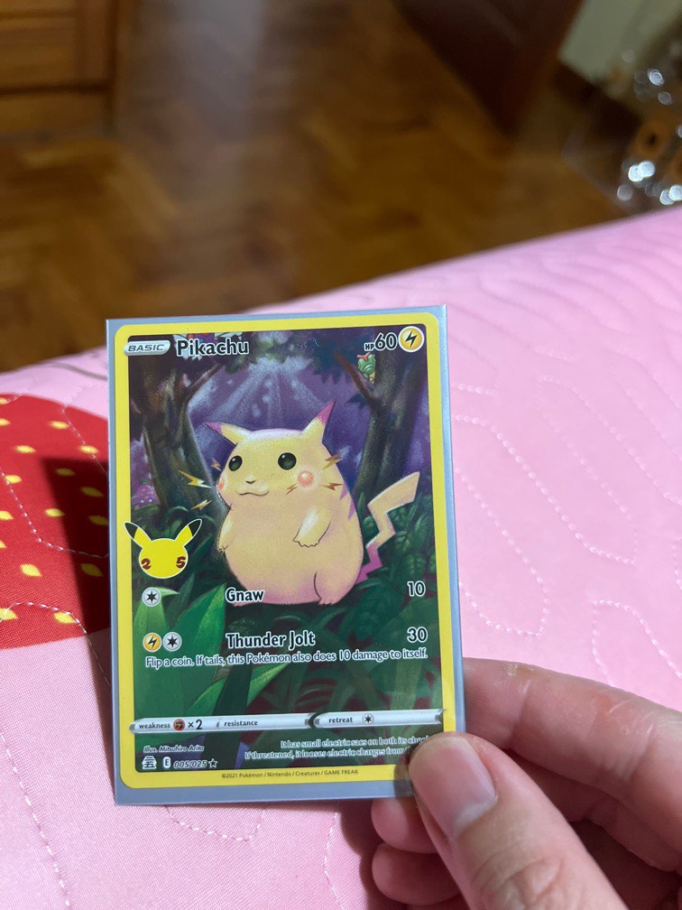 Pikachu Pokemon Card 005/025 Pokemon Celebrations, Hobbies & Toys, Toys