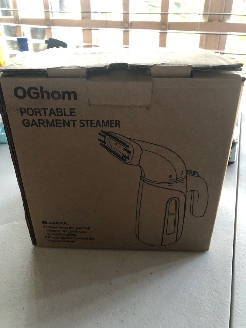 Portable garment steamer (Category: Ironing Boards) located in Mandaluyong City. Submitted by sedpsk (Listing ID 1197310076, Image 2). Description: .
