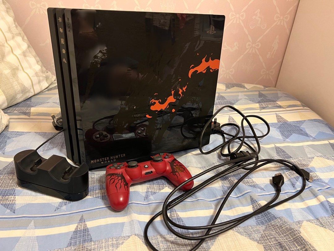 超格安一点テレビゲームPS4 Pro 1TB Monster Hunter火龍特別版, 電子遊戲, 電子遊戲機