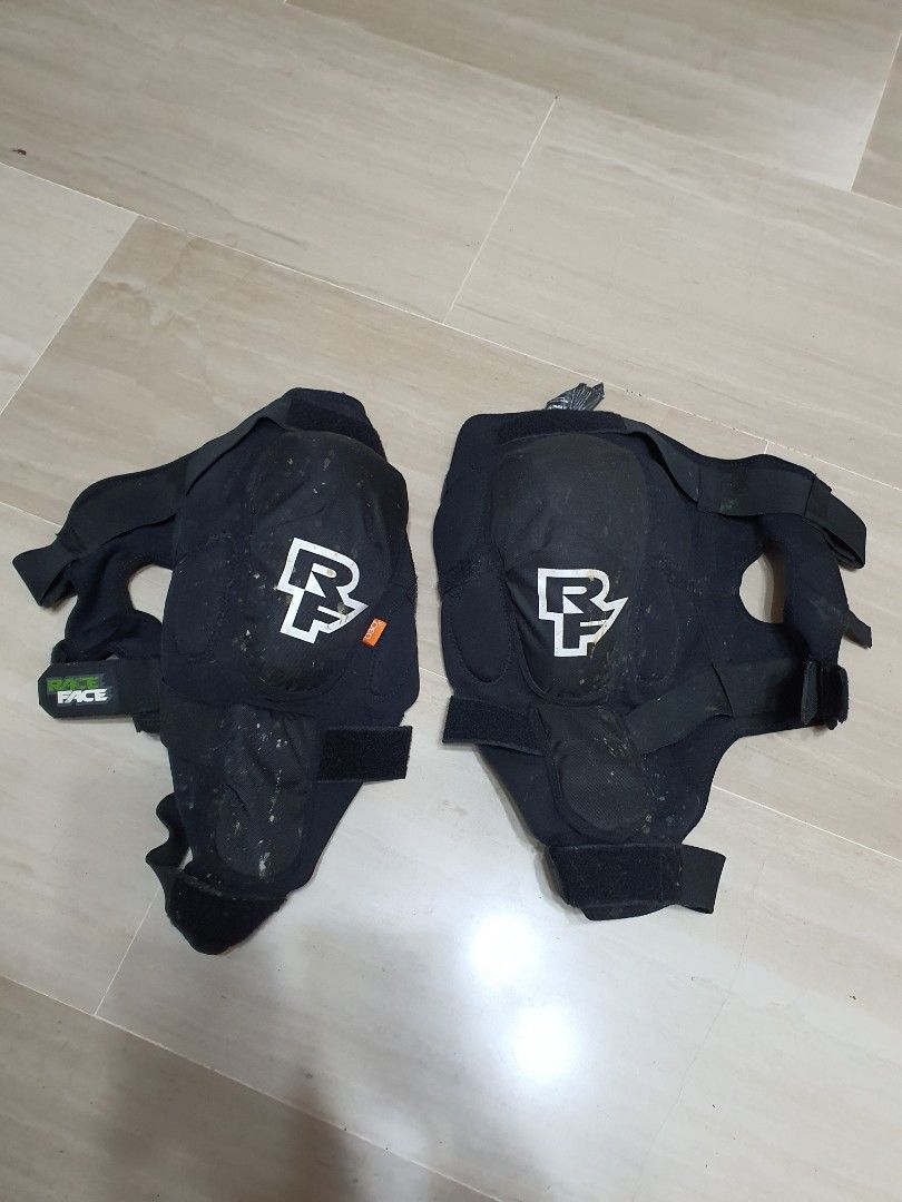 Race face flank D30 knee and shin guard, Sports Equipment, Bicycles