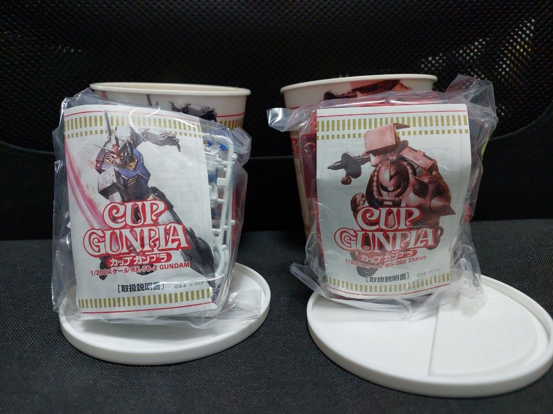 RARE Nissin Cup Noodle X Gundam Model kit cup Gunpla RX782 & Char Zaku II 1/200 japan exclusive