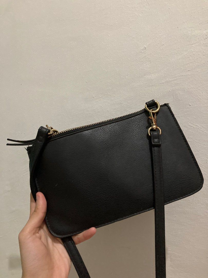 REACTION Cole Sling Bag, Women's Fashion, Bags & Wallets