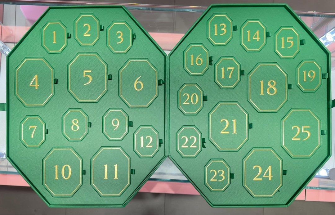 Swarovski Advent Calendar 2022, Luxury, Accessories on Carousell