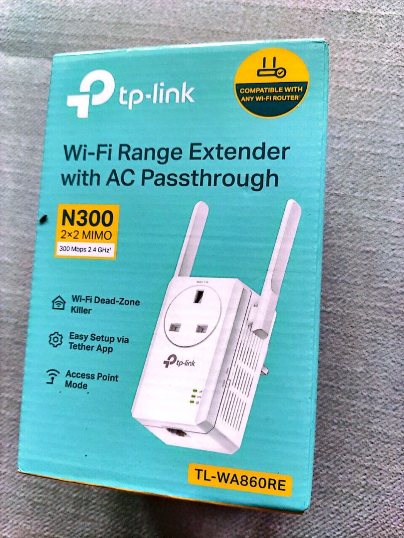 TPLink WiFi Range Extender with AC Passthrough (TLWA860RE
