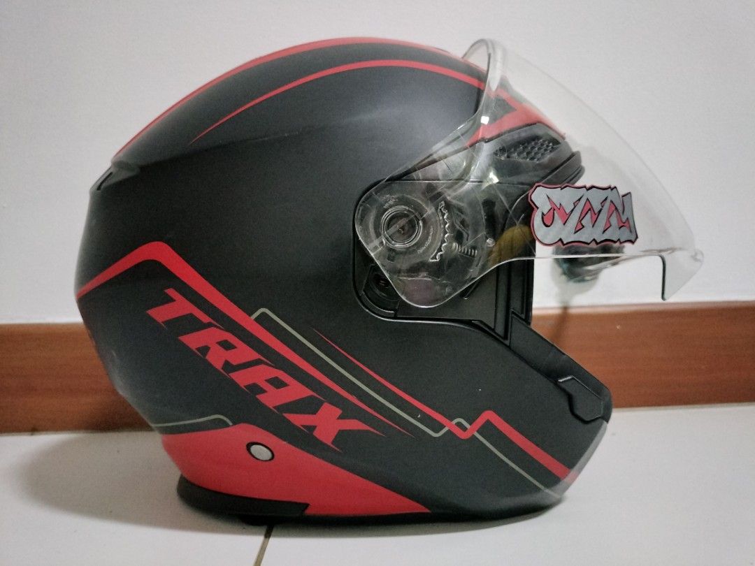 Ece 2205 helmet top