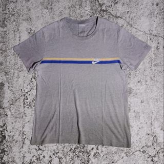 Tshirt Nike strip y2k 00s