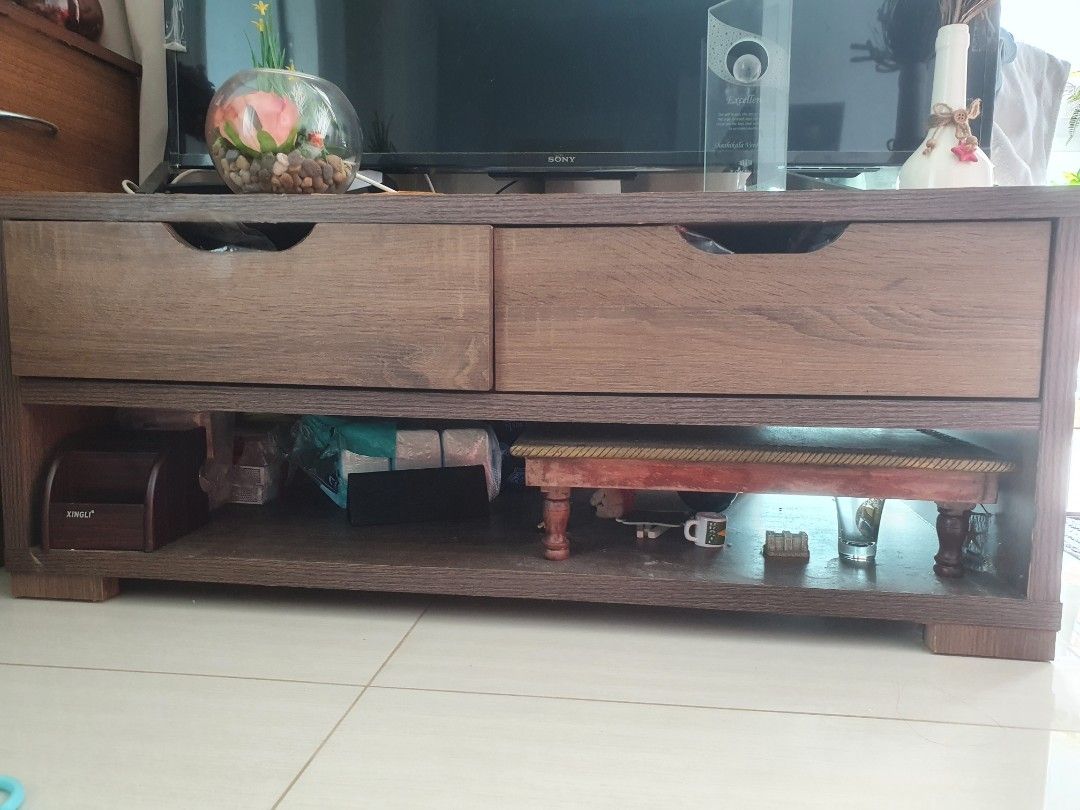 TV/side table, Furniture & Home Living, Furniture, TV Consoles on Carousell