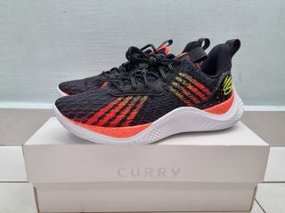 (Category: ) located in . Submitted by fansofsneakers (Listing ID 1197390925, Image 1). Description: .