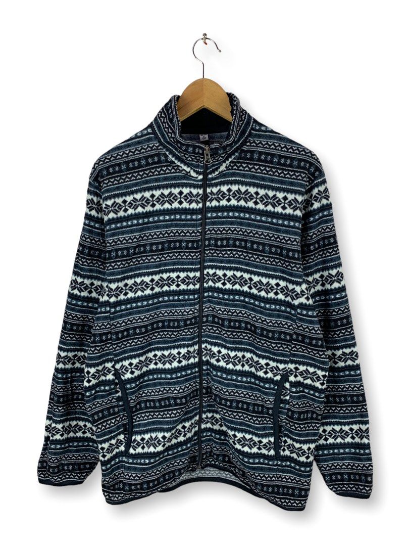 UNIQLO PRINTED FLEECE JACKET