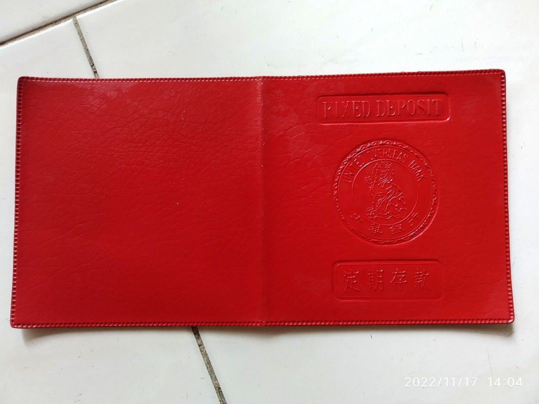 UOB fixed deposit slip holder (1970s), Hobbies & Toys, Memorabilia