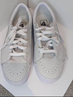 Vans - Low Top - White - BRAND NEW