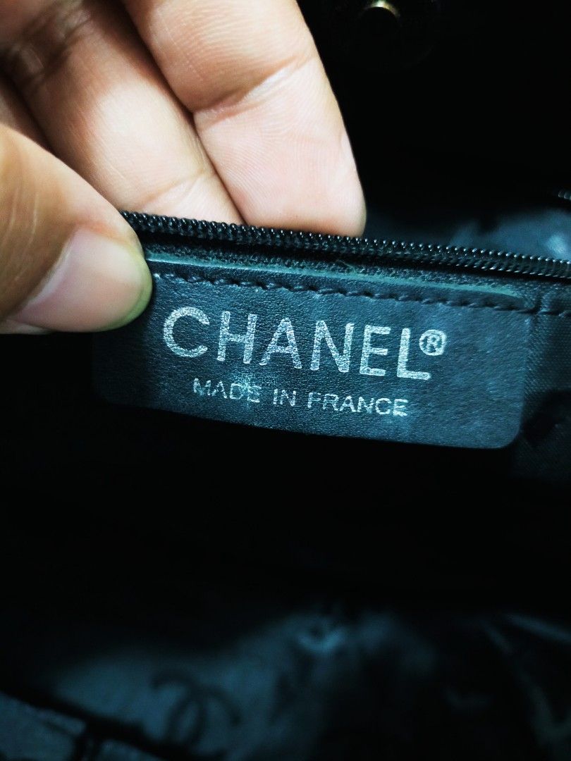 Vintage Chanel Caviar Leather (Category: Luxury Bags & Wallets) located in La Trinidad. Submitted by xef06 (Listing ID 1197324660, Image 2). Description: excellent leather n leather supernice.
