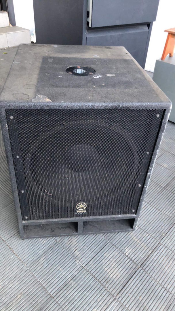 Yamaha SW118v Subwoofer, Audio, Soundbars, Speakers & Amplifiers on
