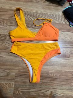 2 colour block shein bathing suit