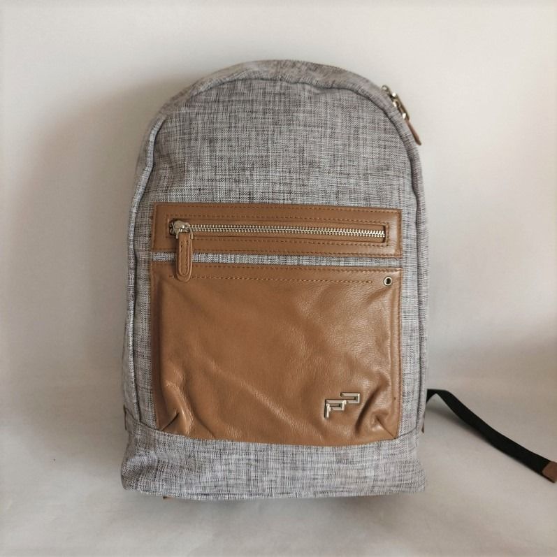 加拿大 PRECISION PAK 淺灰色帆布拼啡皮 背囊, 男裝, 袋, 背包 - Carousell