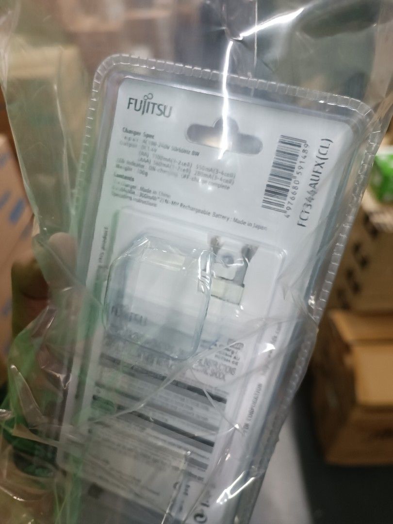 Aa charger quick charger with 4x AA Fujitsu (Category: Chargers) located in Quezon City. Submitted by makrov (Listing ID 1197542220, Image 3). Description: for sale brand new brand: Fujitsu specs: quick charger, 4 slots for AA & AAA,LED indicator. 2hrs charging for 1900mah inclusion: 4x AA with 1900mah 1.2v warranty: 3 mos for the charger pick up / pin📌 loc; baterya.ph r.lagmay san juan.
