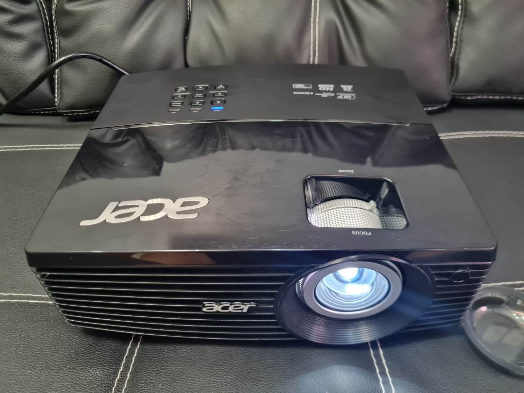 Acer P5307WB projector large venue series 4000 lumens bright display
