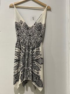 Adjustable tank top