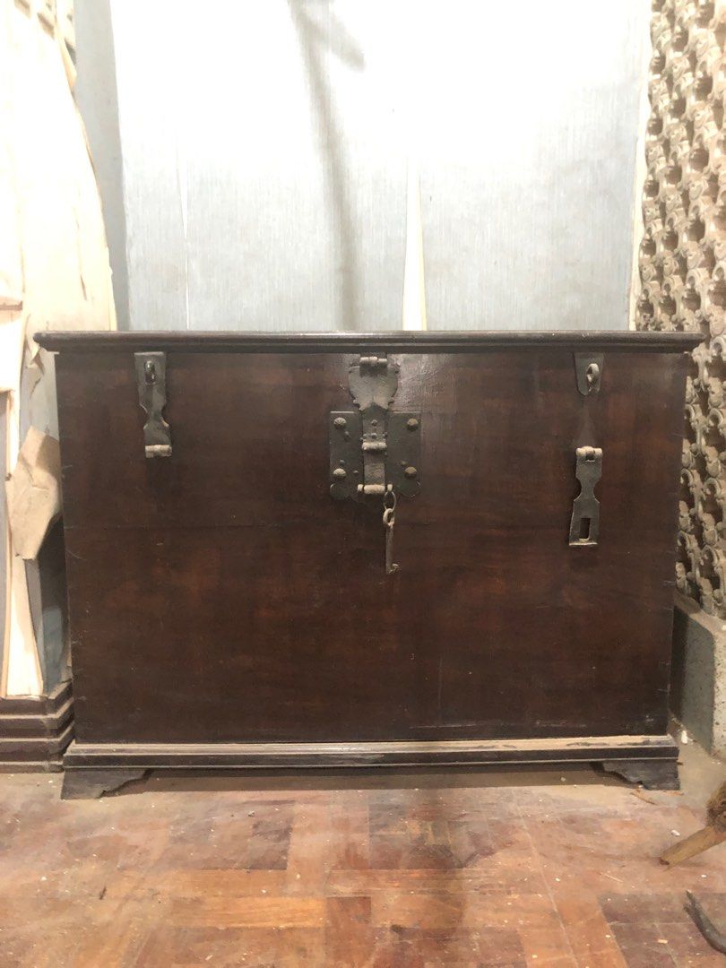 Antique Narra Chest Baul (Category: Shelves, Cabinets & Racks) located in San Juan City. Submitted by ethannate (Listing ID 1197631058, Image 1). Description: Antique Narra Chest Baul with antique padlock Dimensions Height 30.5” Weight x Length 24” x 41.5”.