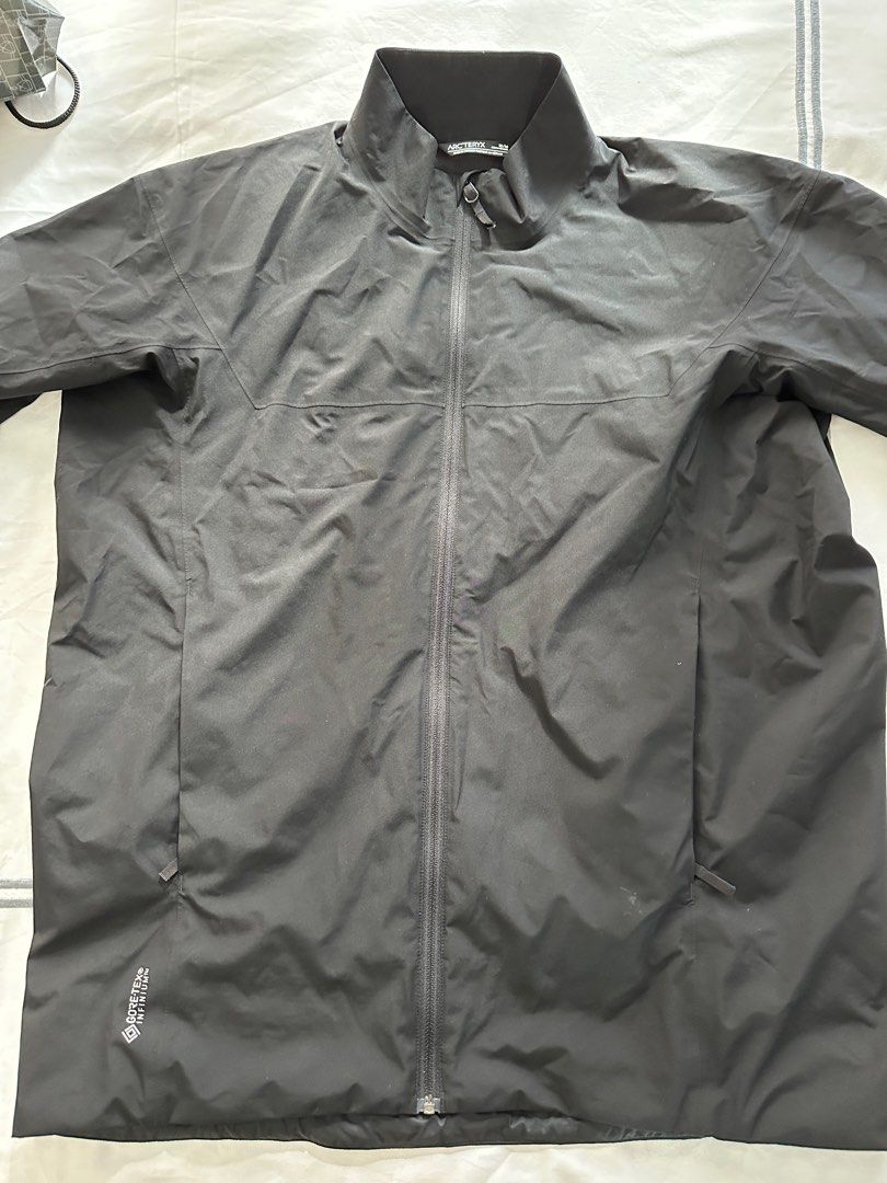 Arcteryx Solano Jacket Men's Medium Gore-Tex Infinium, 男裝, 運動