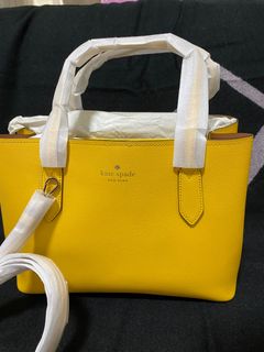 (Category: ) located in . Submitted by WhenasCloset (Listing ID 1197594027, Image 1). Description: .
