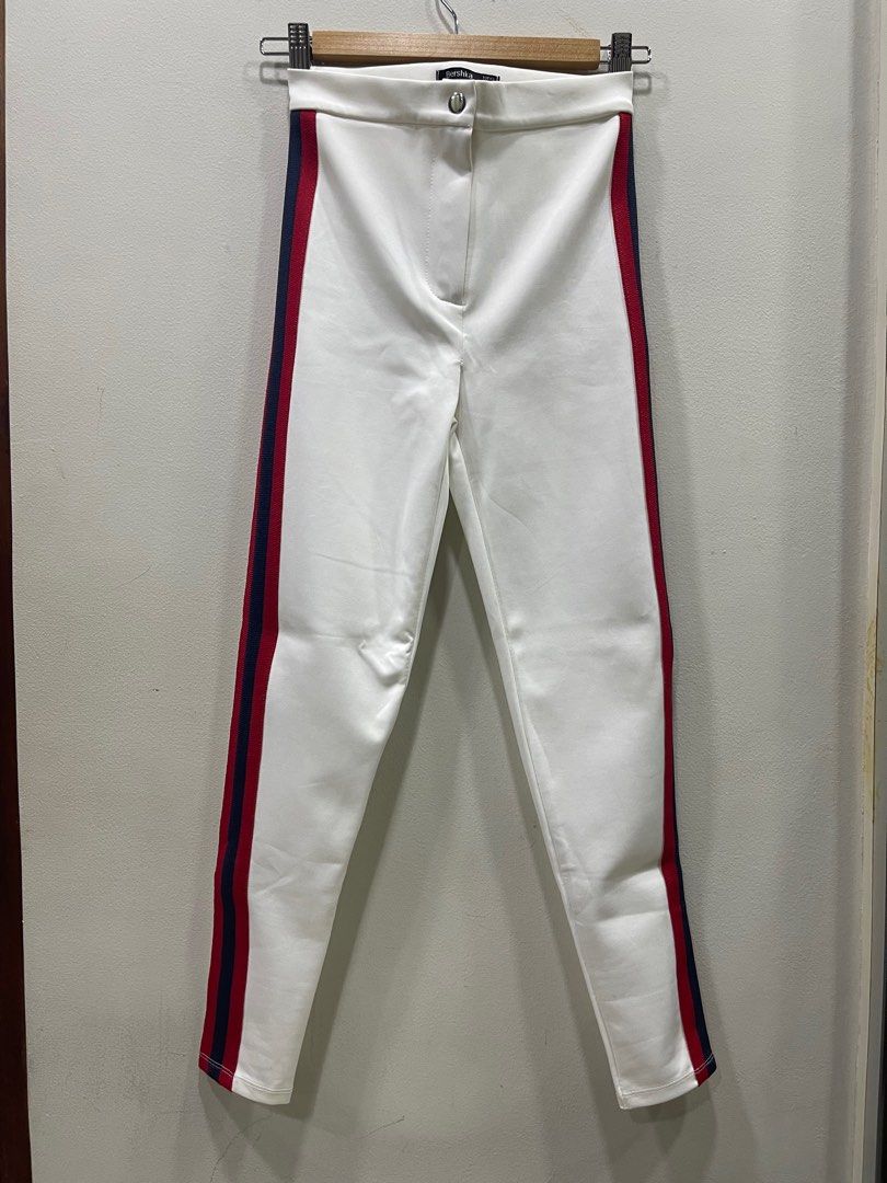 Bershka White Leggings (Category: Other Bottoms) located in Taguig. Submitted by lala_f (Listing ID 1197655219, Image 1). Description: *has a hole on the crotch area but easily fixable .