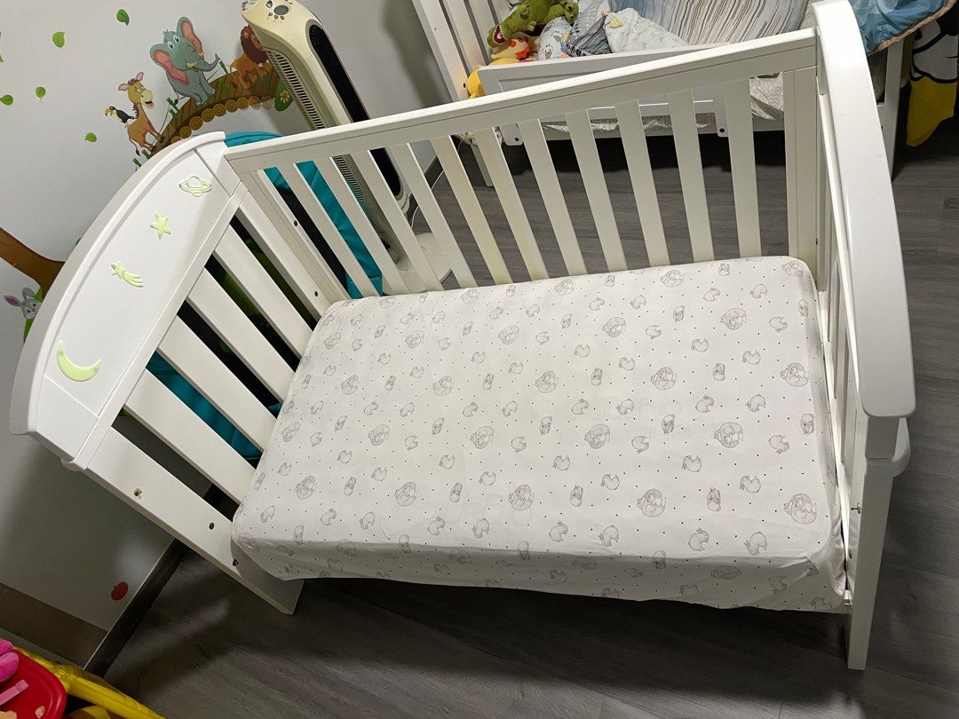 Boori White Classic Cot bed Babies Kids Baby Nursery Kids