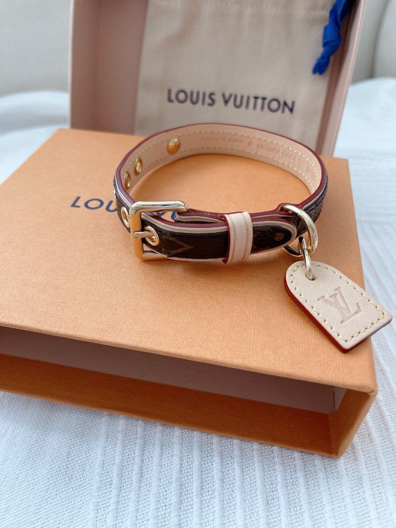 Shop Louis Vuitton MONOGRAM Collar Xs (M80340, M80339) by puddingxxx