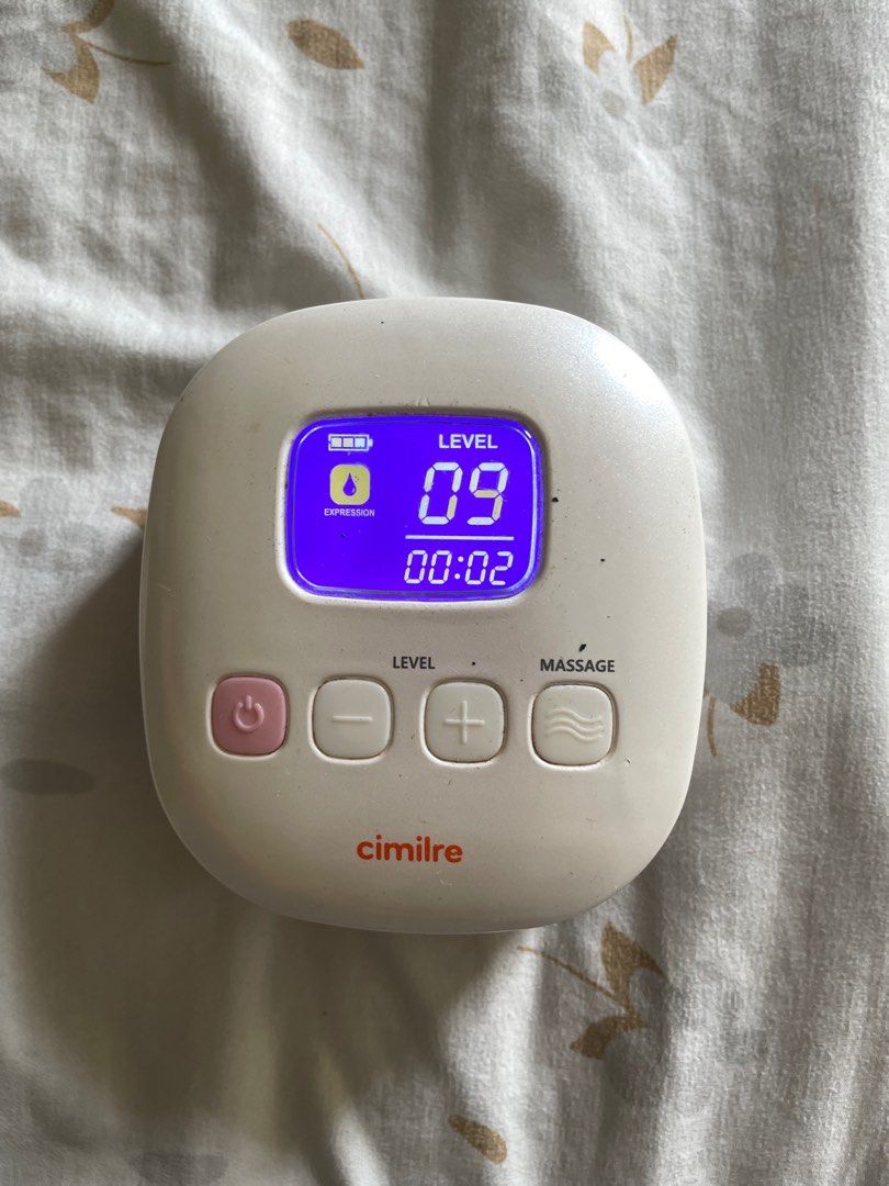 BreastFeed/ BreastPump. Brand cimilre f1 (powered breast pump), Babies