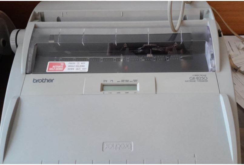 BROTHER Typewriter Machine GX8250 WITH FREE CORRECTABLE RIBBON