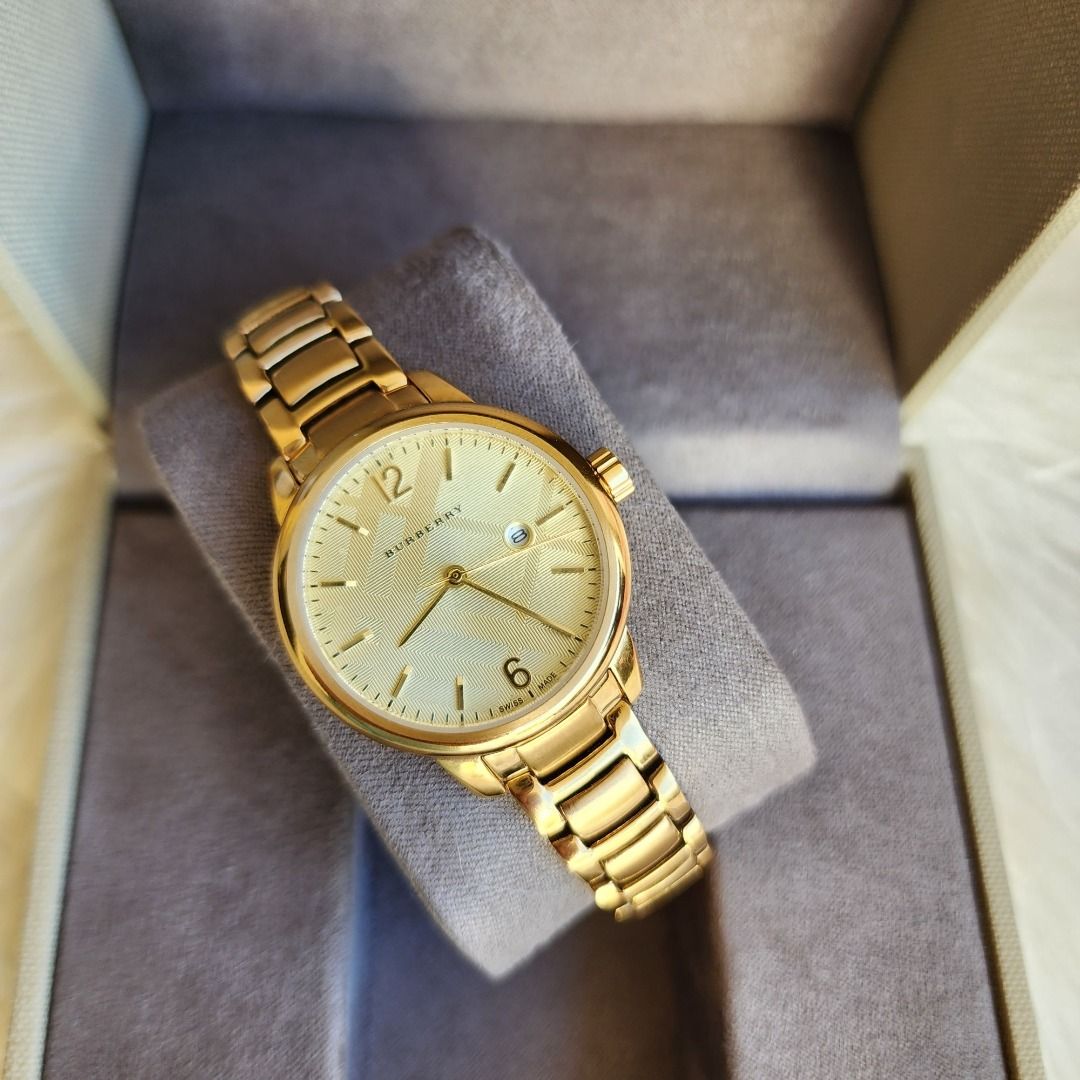 Burberry BU10109 Classic Round Gold Stainless Steel Quartz