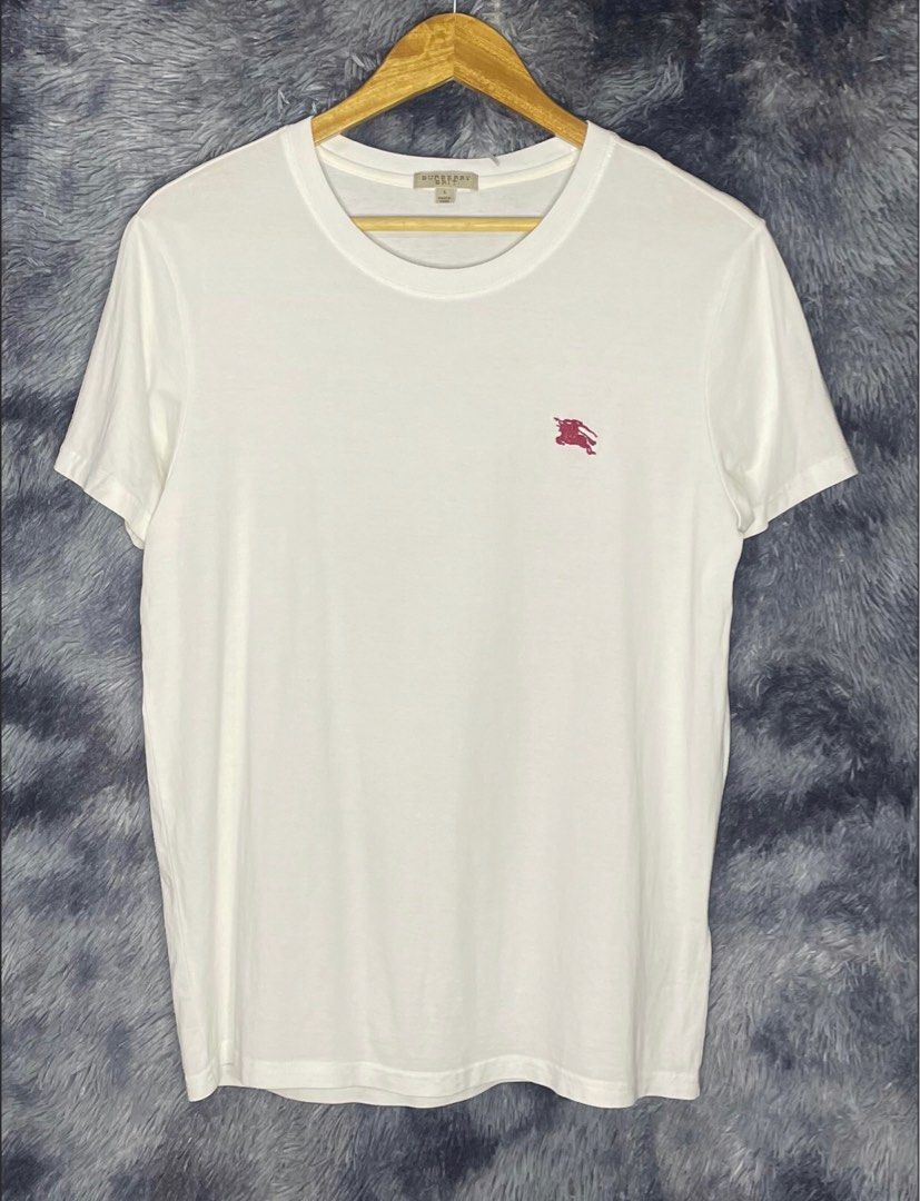 Burberry equestrian knight online logo