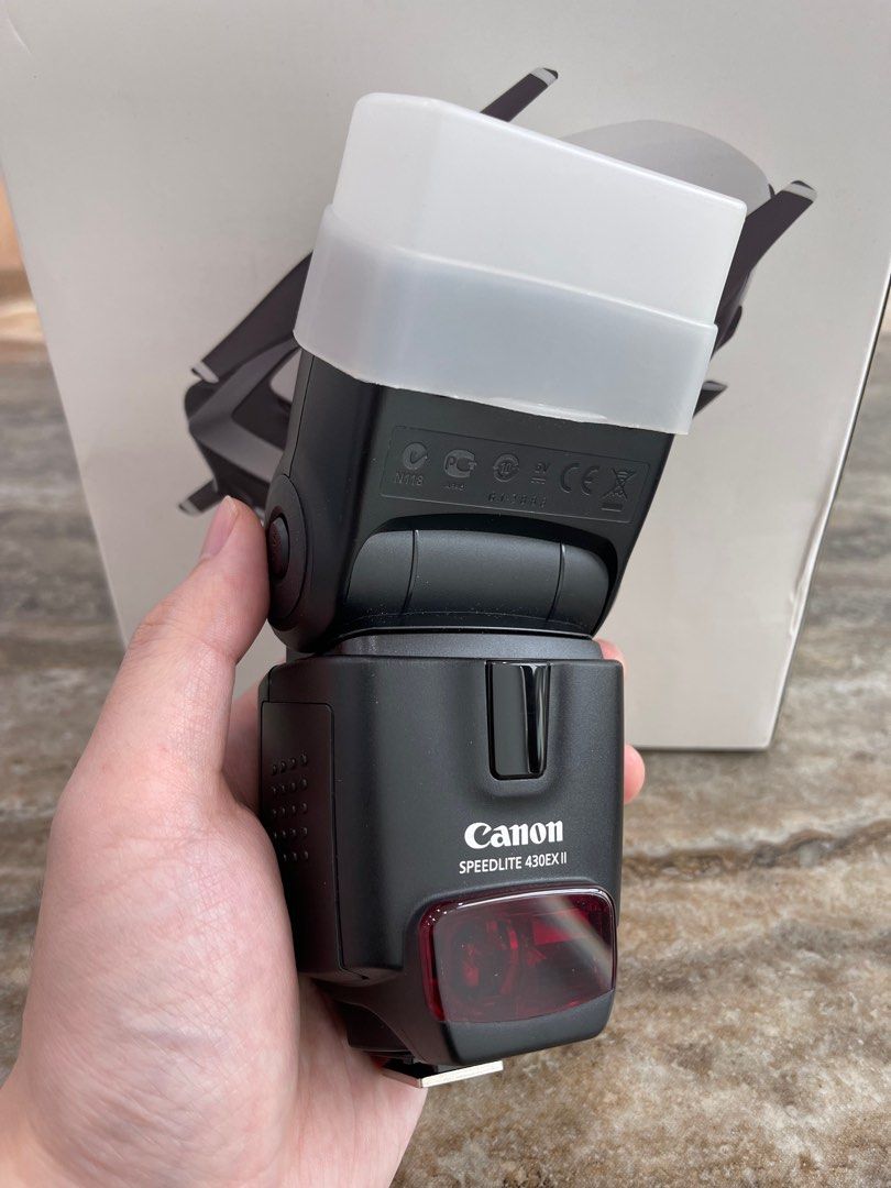 buque de vapor contenido Rama Canon Speedlite 430EX ii External Flash, Photography, Lens & Kits on  Carousell