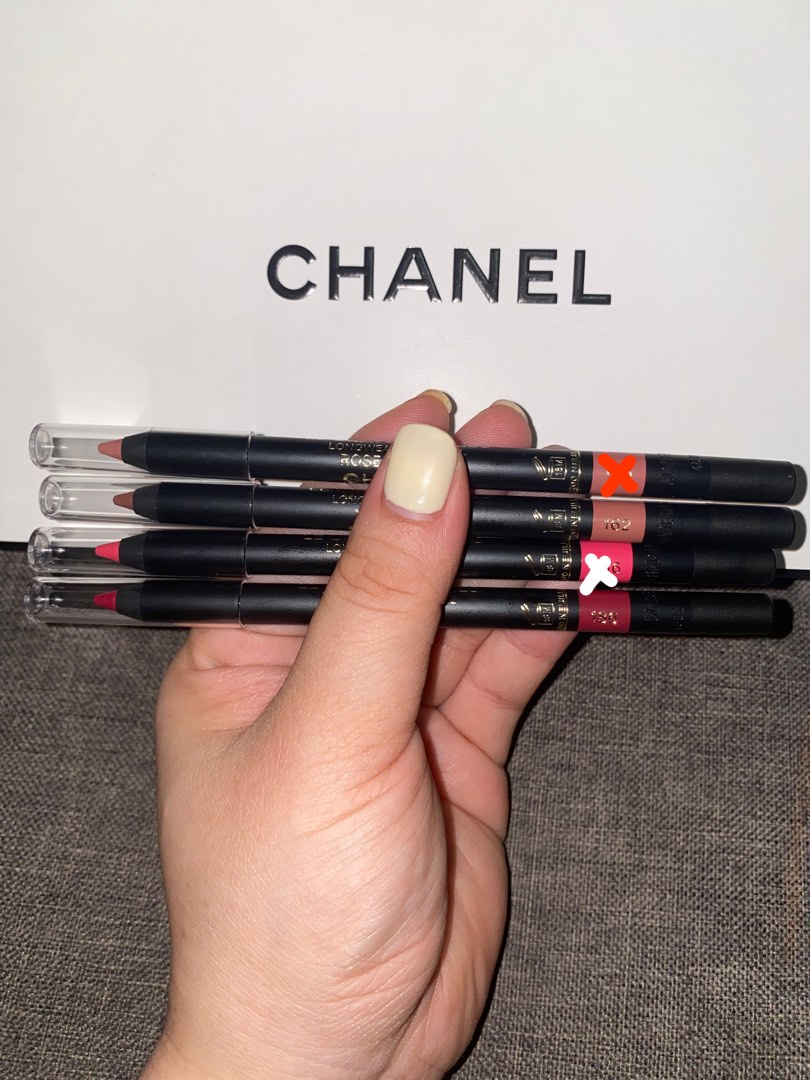 Chanel Berry (186) Le Crayon Levres Longwear Lip Pencil Review & Swatches