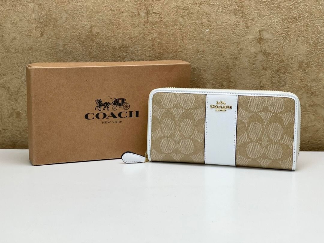 Coach 54630 2025
