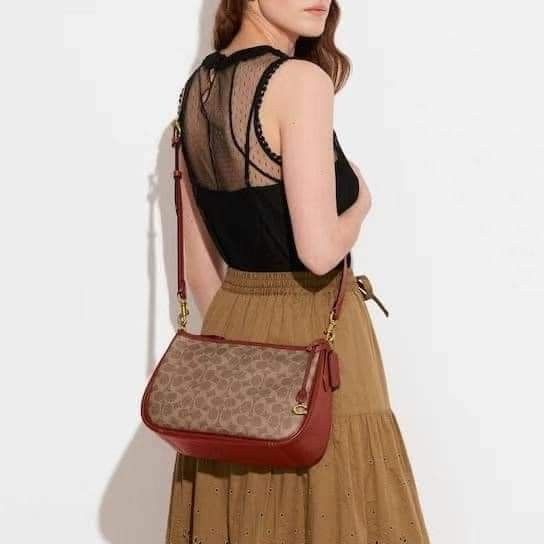 Coach Cary Crossbody Bag (Category: Cross-body Bags) located in Mabalacat. Submitted by maiyasluxurybagshoppe (Listing ID 1197675577, Image 3). Description: .