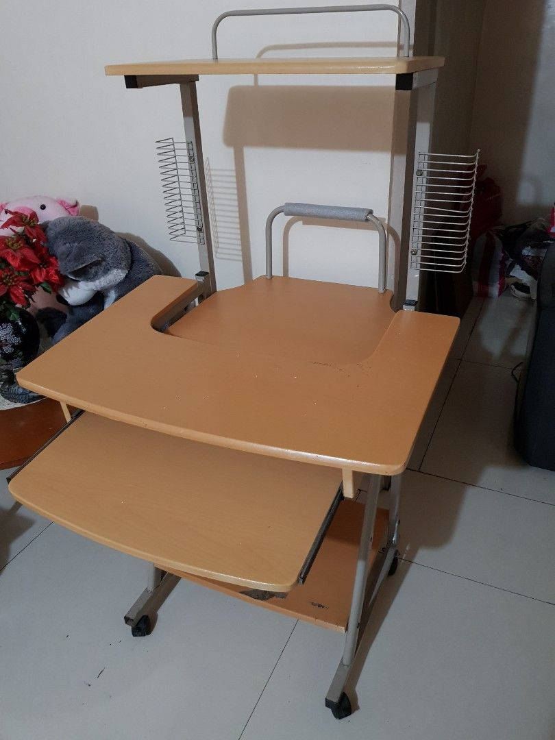 Computer table, Furniture & Home Living, Office Furniture & Fixtures on