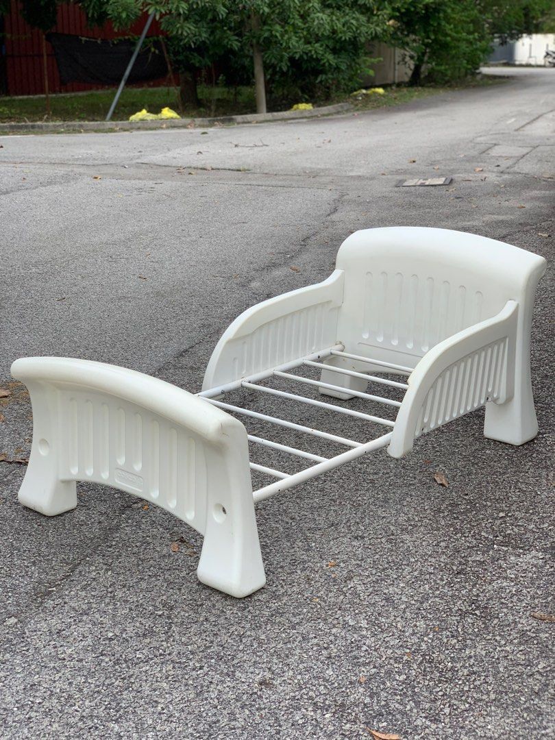 Cosco Bed, Babies & Kids, Baby Nursery & Kids Furniture, Childrens