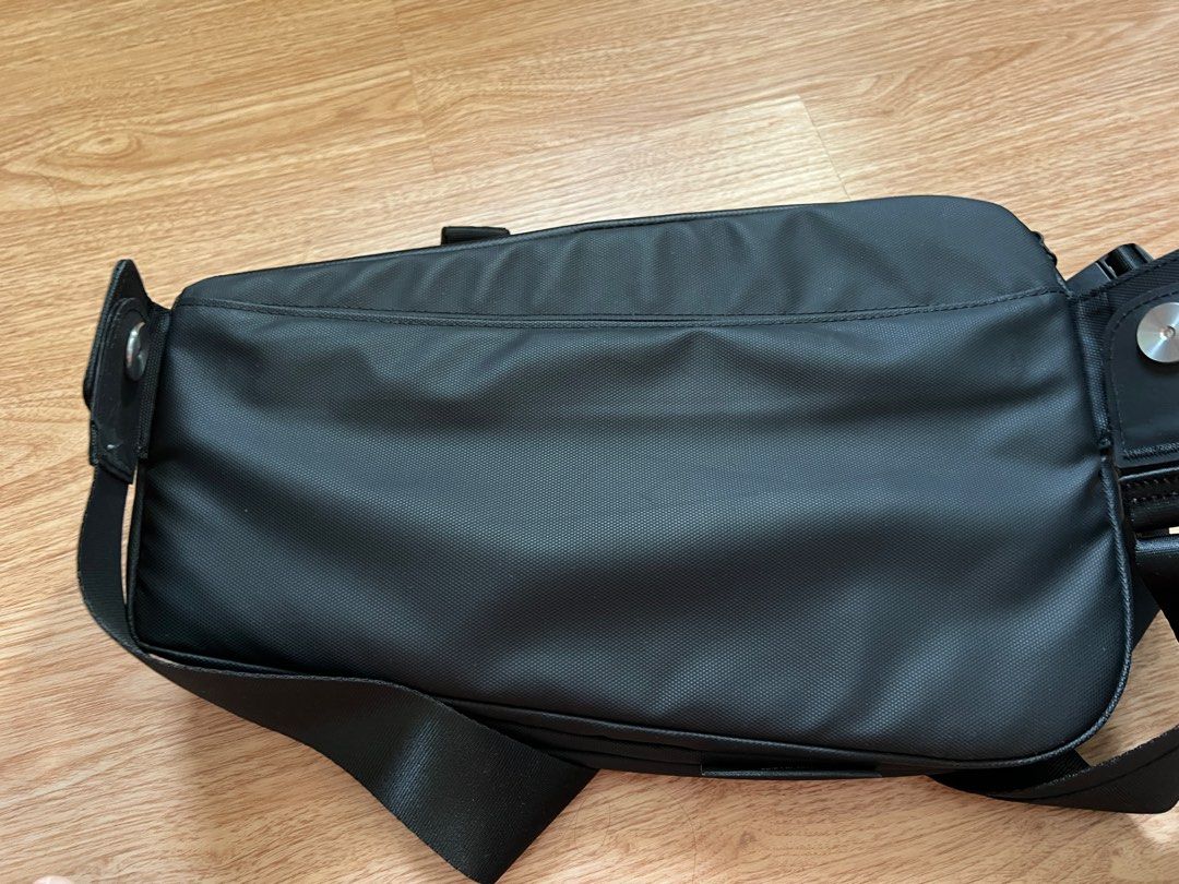 Cycop 2.0 sling bag, Men's Fashion, Bags, Sling Bags on Carousell