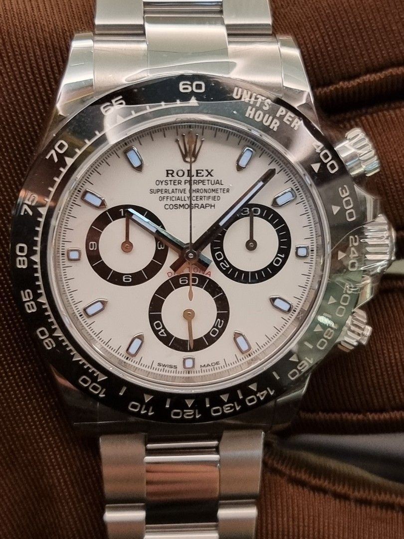 Daytona Panda (Category: Luxury Watches) located in Makati City. Submitted by jhaje (Listing ID 1197622181, Image 1). Description: Brand new 2021 with complete inclusions..