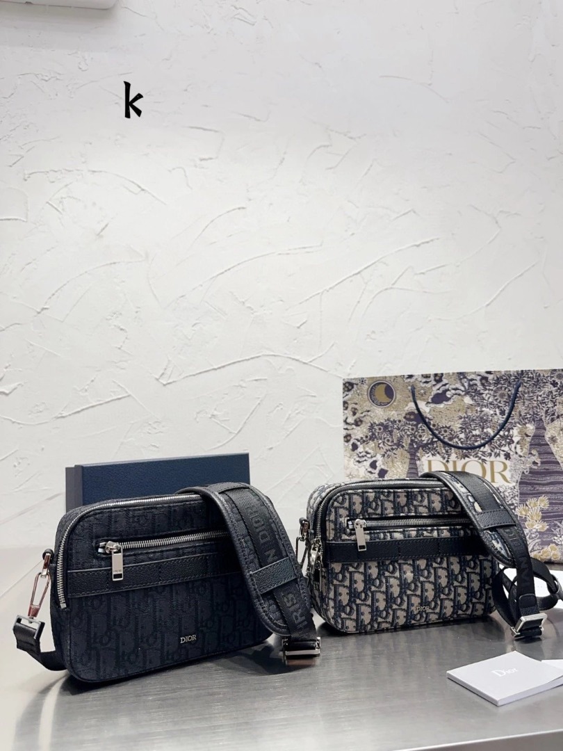 Safari dior new arrivals oblique messenger bag