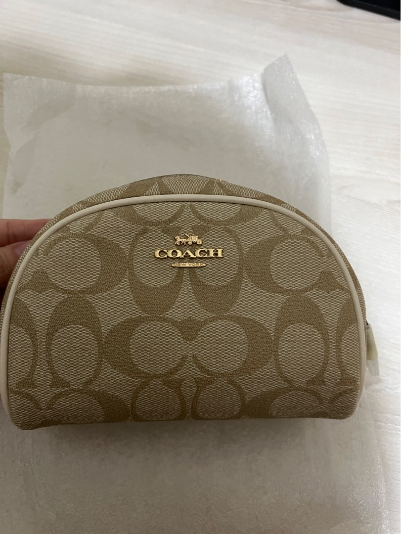 Coach Dome Cosmetic Case In Signature Canvas, Women's Fashion, Bags