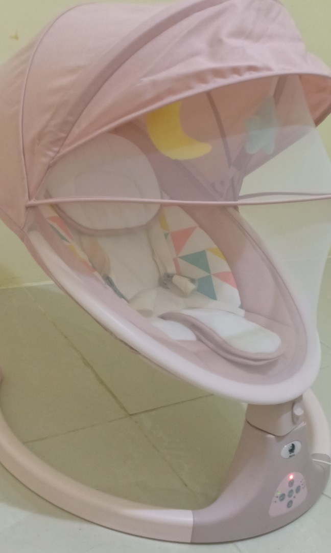 Electric rocking chair, Babies & Kids, Baby Nursery & Kids Furniture