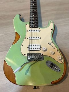 Fender MIA Stratocaster( relic )