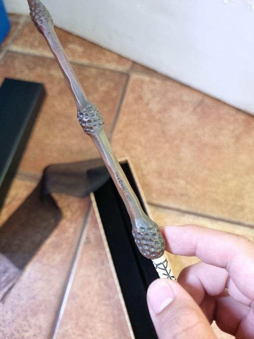Gellert Grindelwald Elder wand (Fantastic Beasts series), Hobbies